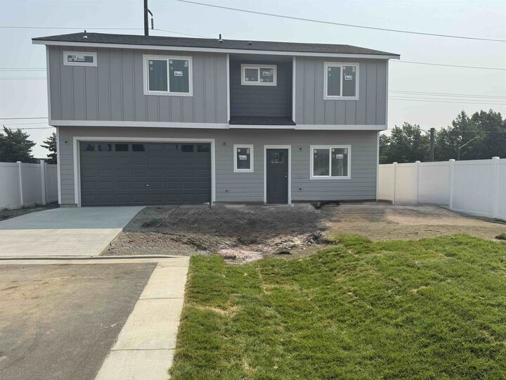 Property Photo:  1001 S Century Rd  WA 99037 
