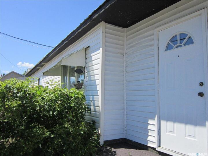Property Photo:  116 Riverside Drive  SK S0J 2C0 