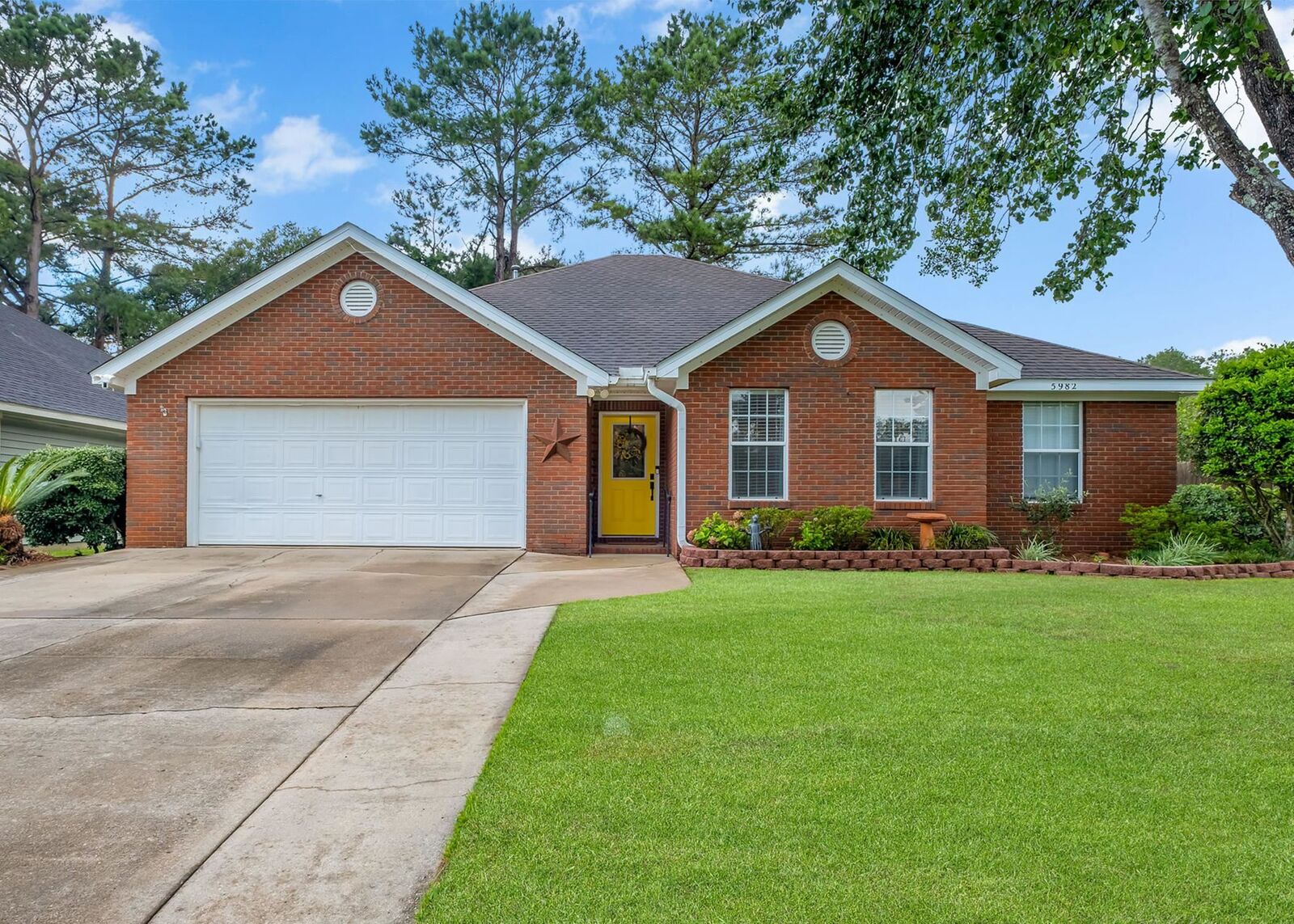 Property Photo:  5982 Love Ridge Drive  FL 32312 