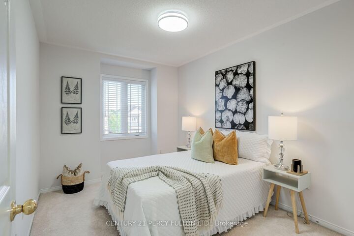 Property Photo: 366 Strouds Lane ON L1V 7J2