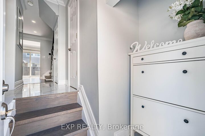 Property Photo: 400 Mississauga Valley Boulevard 38 ON L5A 3N6
