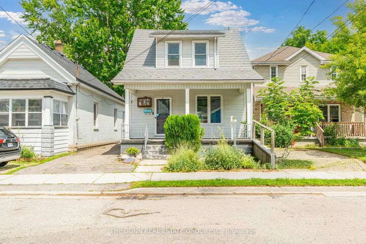 Property Photo:  904 Dame Street  ON N5Z 1M4 
