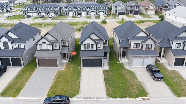 Property Photo: 1236 Emma Chase ON N6G 5S1
