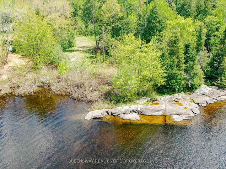 139 Gibson Bay Road — photo 1