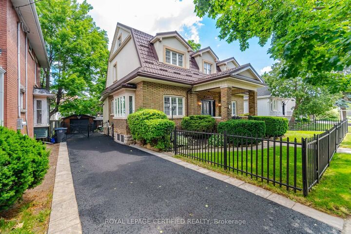 Property Photo: 8 Elizabeth Street S ON L6Y 1P8
