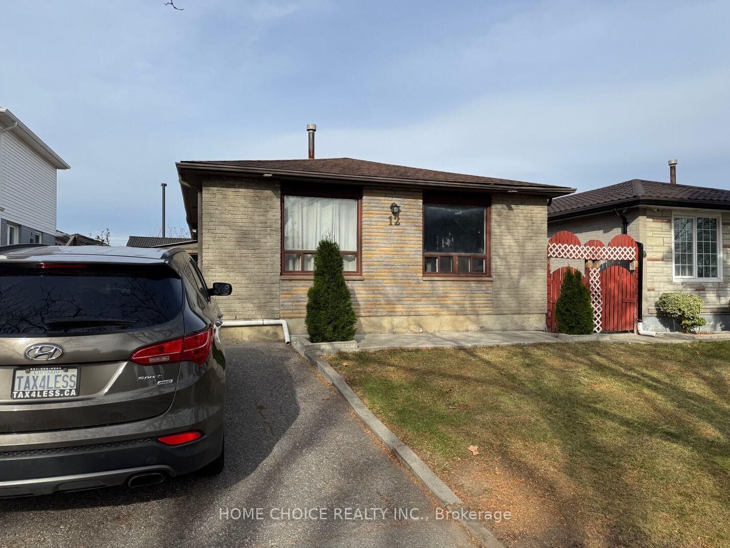 Property Photo:  12 Sultan Pool Drive  ON M9V 4H2 