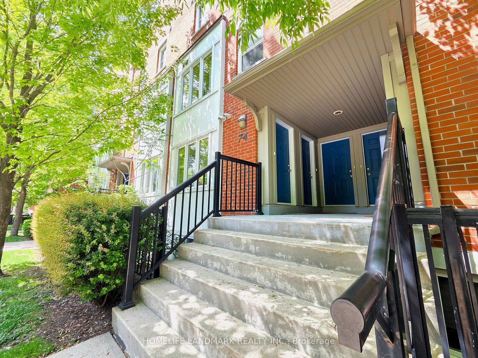Property Photo: 74 Munro Street 2 ON M4M 2S9