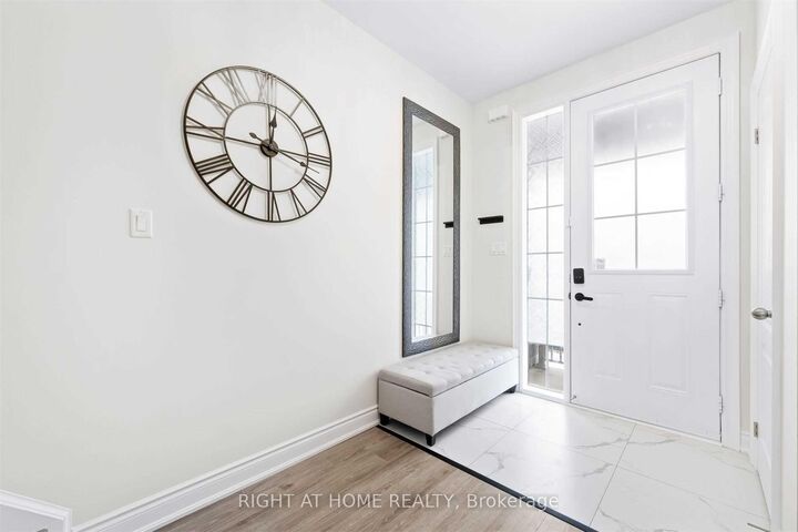Property Photo: 1172 Peelar Crescent ON L0L 1W0