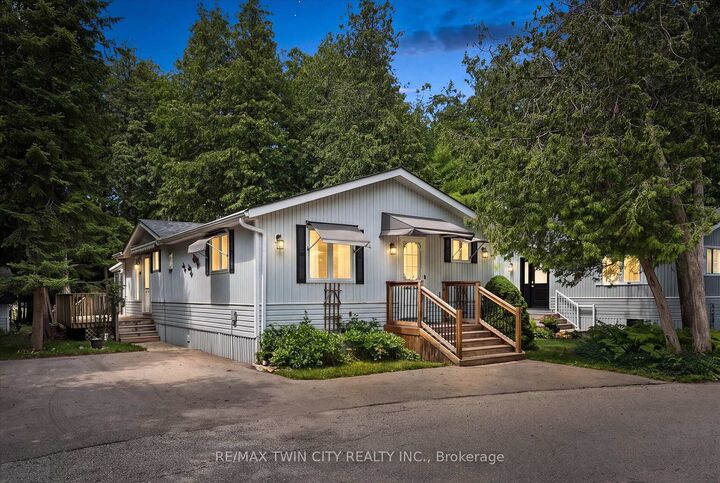 4 Spruce Avenue — photo 1