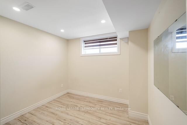 Property Photo: 1 Devineridge Avenue ON L1Z 0T3