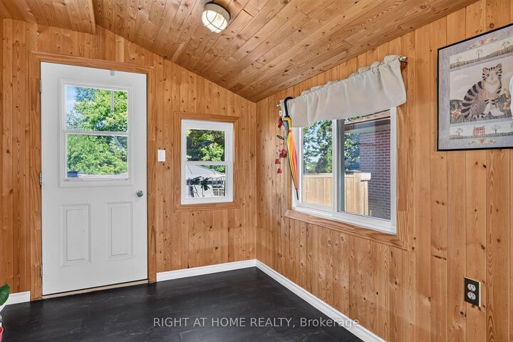 Property Photo: 541 River Road S ON K9J 1E6
