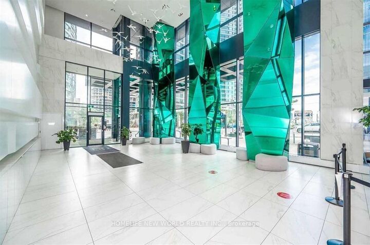 Property Photo: 352 Front Street W 1517 ON M5V 0K3