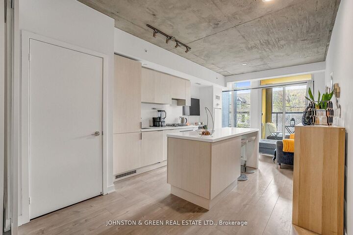 Property Photo:  109 Ossington Avenue 207  ON M6J 2Z2 