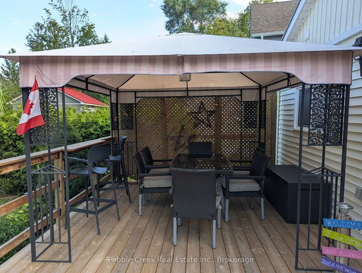 Property Photo: 6 Park Road ON N7A 3X8