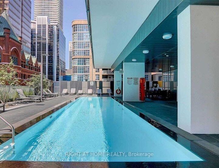 Property Photo: 25 Richmond Street E 715 ON M5C 0A6