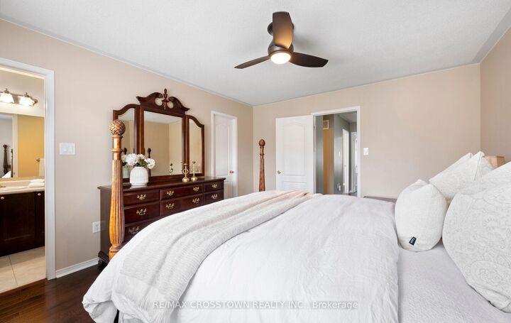 Property Photo: 8 Aldonschool Court ON L1S 0C5