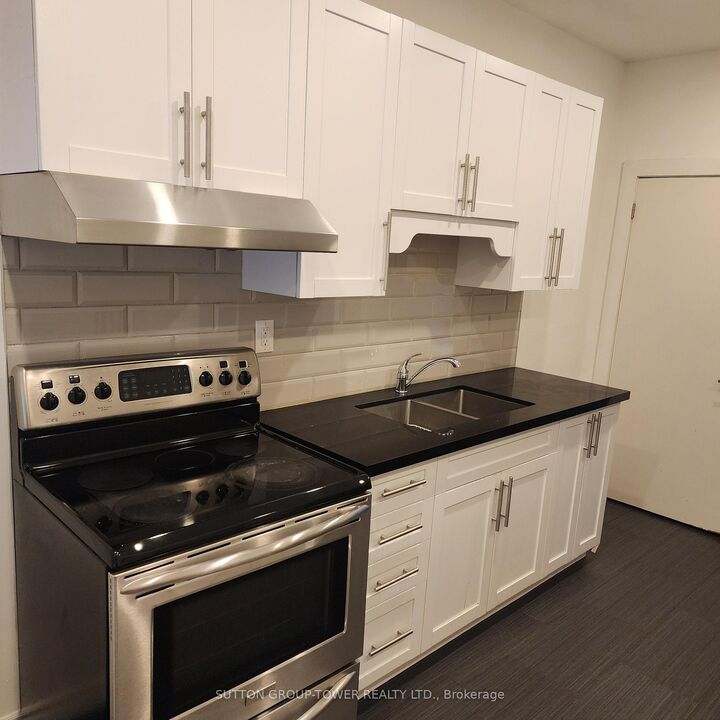 Property Photo:  16 Russett Avenue  ON M6H 3M3 