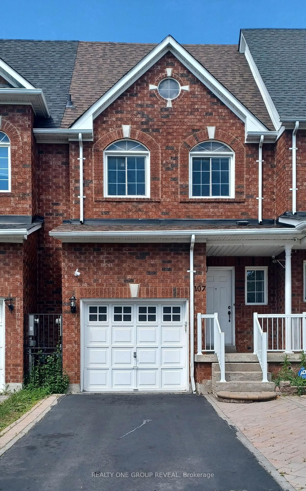 Property Photo: 107 Dooley Crescent ON L1T 4J3
