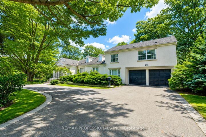 Property Photo:  560 Meadow Wood Road  ON L5J 2S3 
