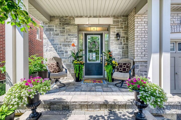 Property Photo:  23 Diamond Leaf Lane  ON L7G 0G7 