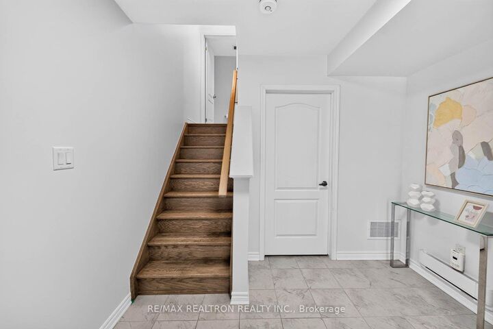 Property Photo: 2483 Fall Harvest Crescent ON L1X 0G1