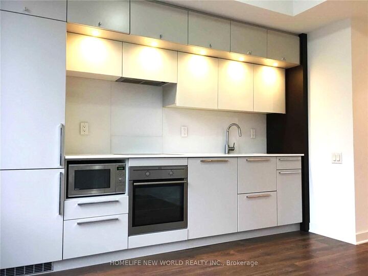 Property Photo:  15 Grenville Street 2504  ON M4Y 0B9 