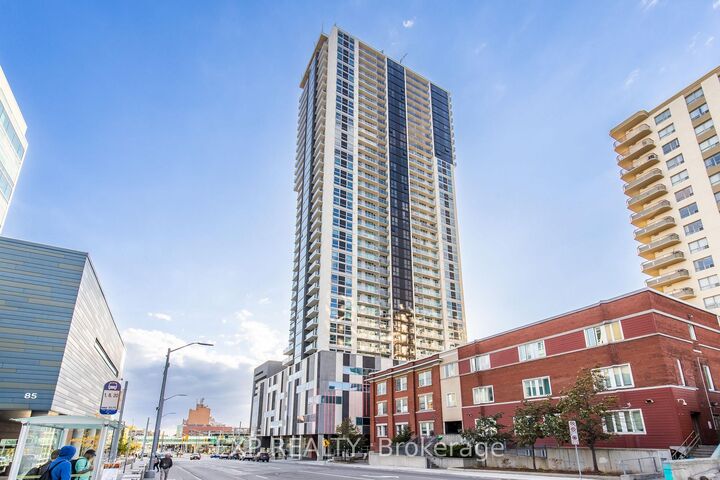 Property Photo:  60 Frederick Street 3908  ON N2H 2L7 