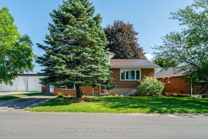 Property Photo: 571 12th Street ON N4N 1W5