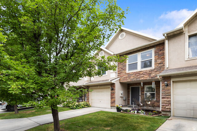 Property Photo:  538 W Lochlevan Ln S  UT 84123 