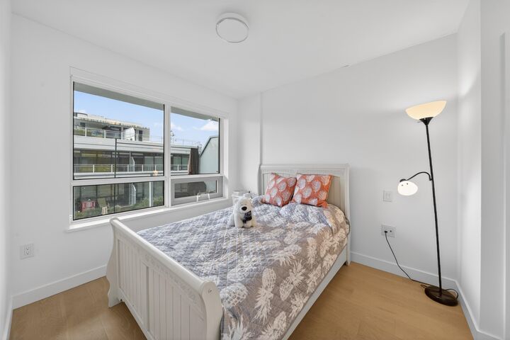 Property Photo: 5788 Gilbert Road 611 BC V7C 0G1
