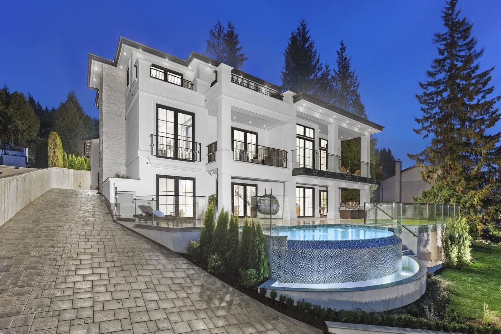 Property Photo: 1419 Bramwell Road BC V7S 2N8