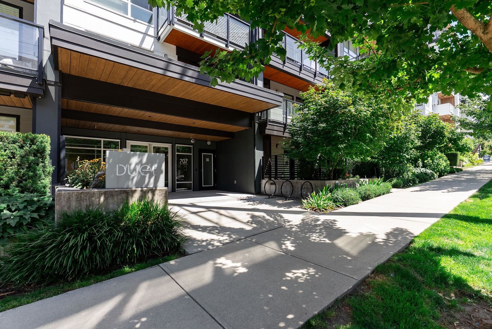 Property Photo:  707 Como Lake Avenue 206  BC V3J 0J5 