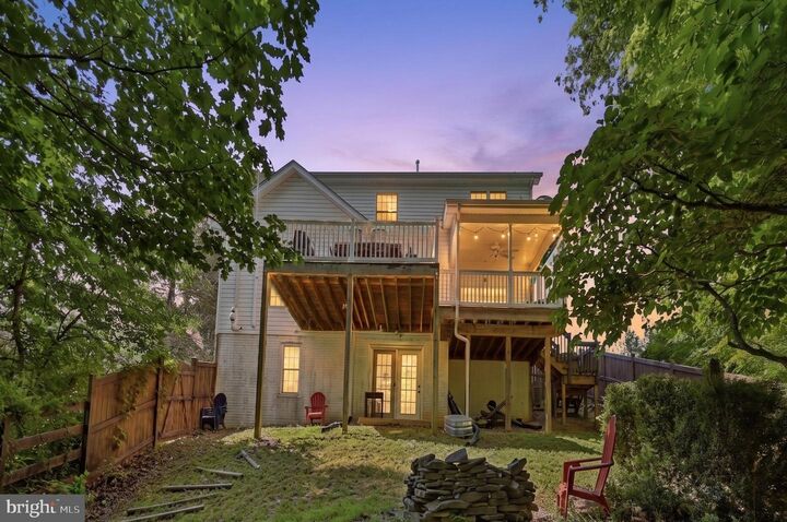 Property Photo: 151 Travis Court VA 22602