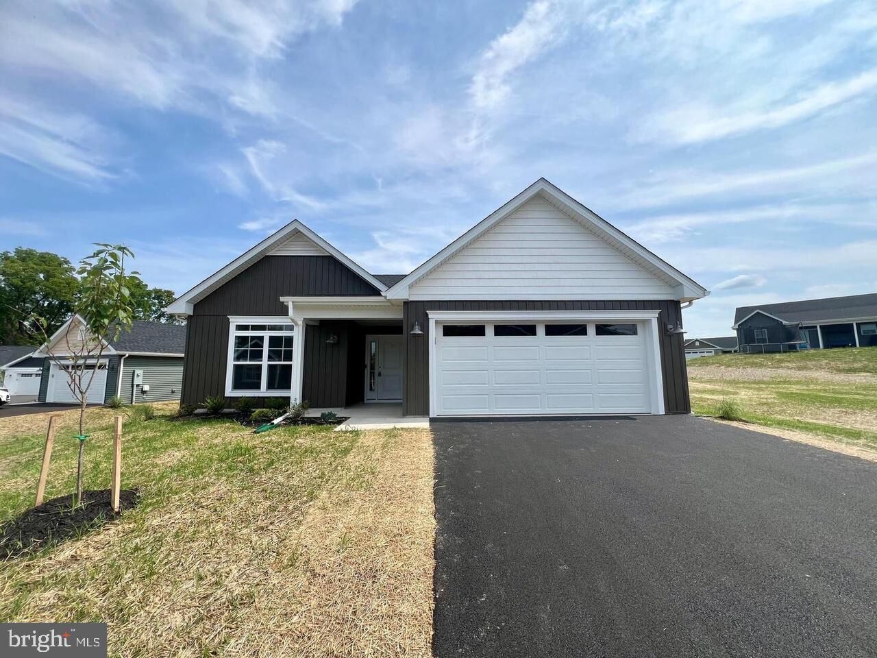 Property Photo: 150 Duluth Drive WV 25404