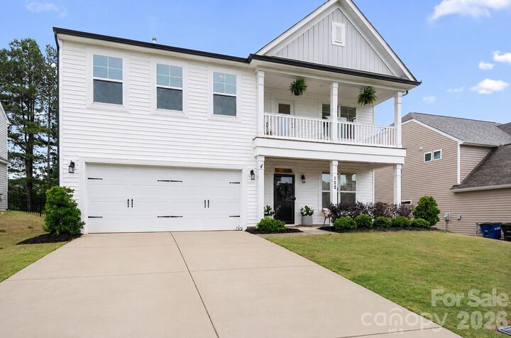 Property Photo:  122 W Heart Pine Lane  NC 28677 