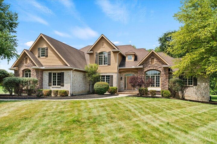 Property Photo:  118 Creekwood Court  OH 45066 