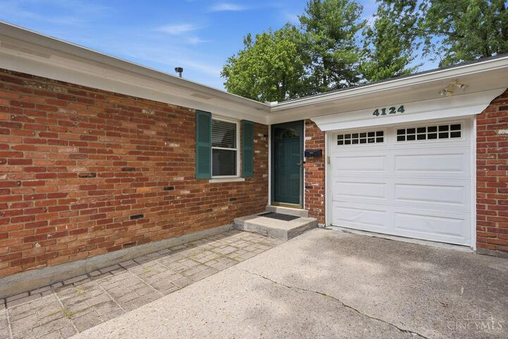 Property Photo:  4124 Stonecreek Way  OH 45241 