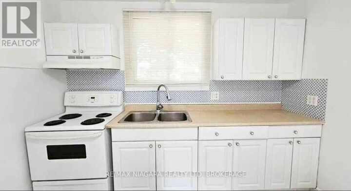 Property Photo:  5634 Drummond Road Upper  ON L2G 4L4 