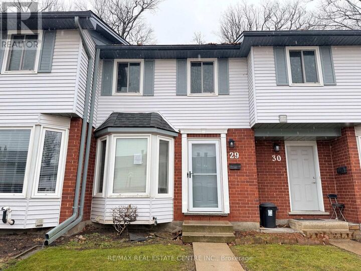 Property Photo: 219 Kingswood Drive 29 ON N2E 3J5