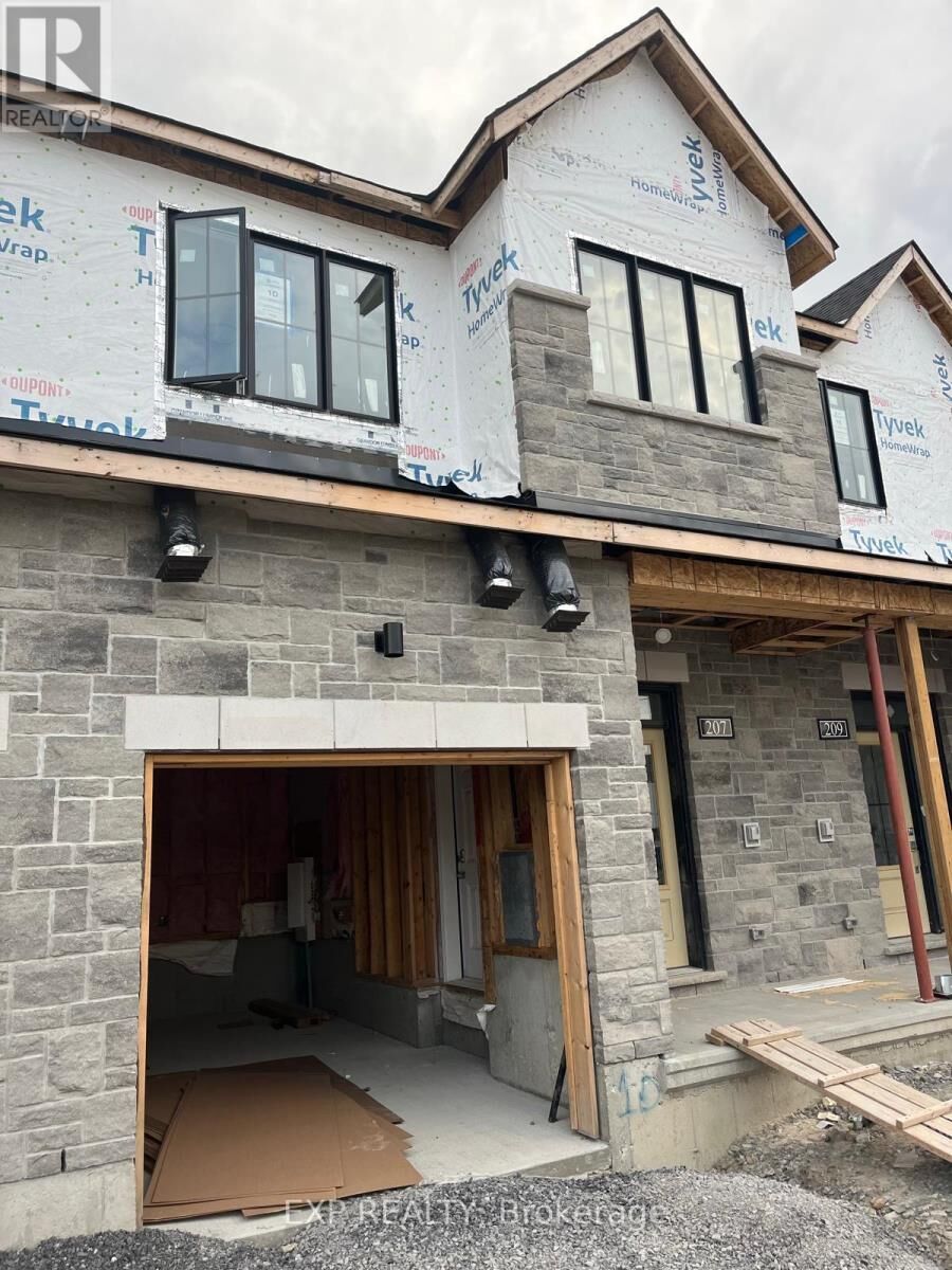 Property Photo:  207 Bankside Way Way  ON K2J 7N3 