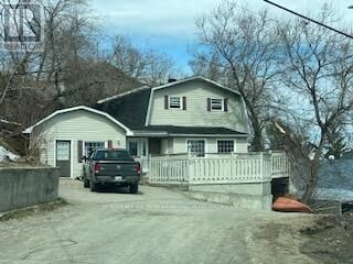 Property Photo: 31 Grandview Avenue ON P0J 1C0