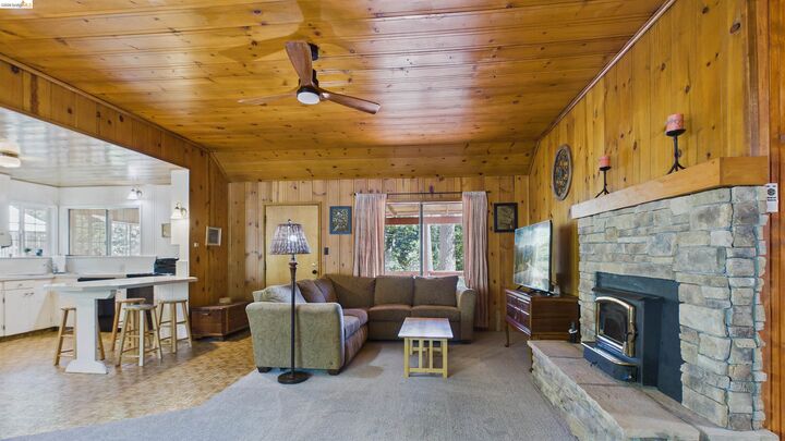 Property Photo: 22537 Golf Club Dr CA 95383