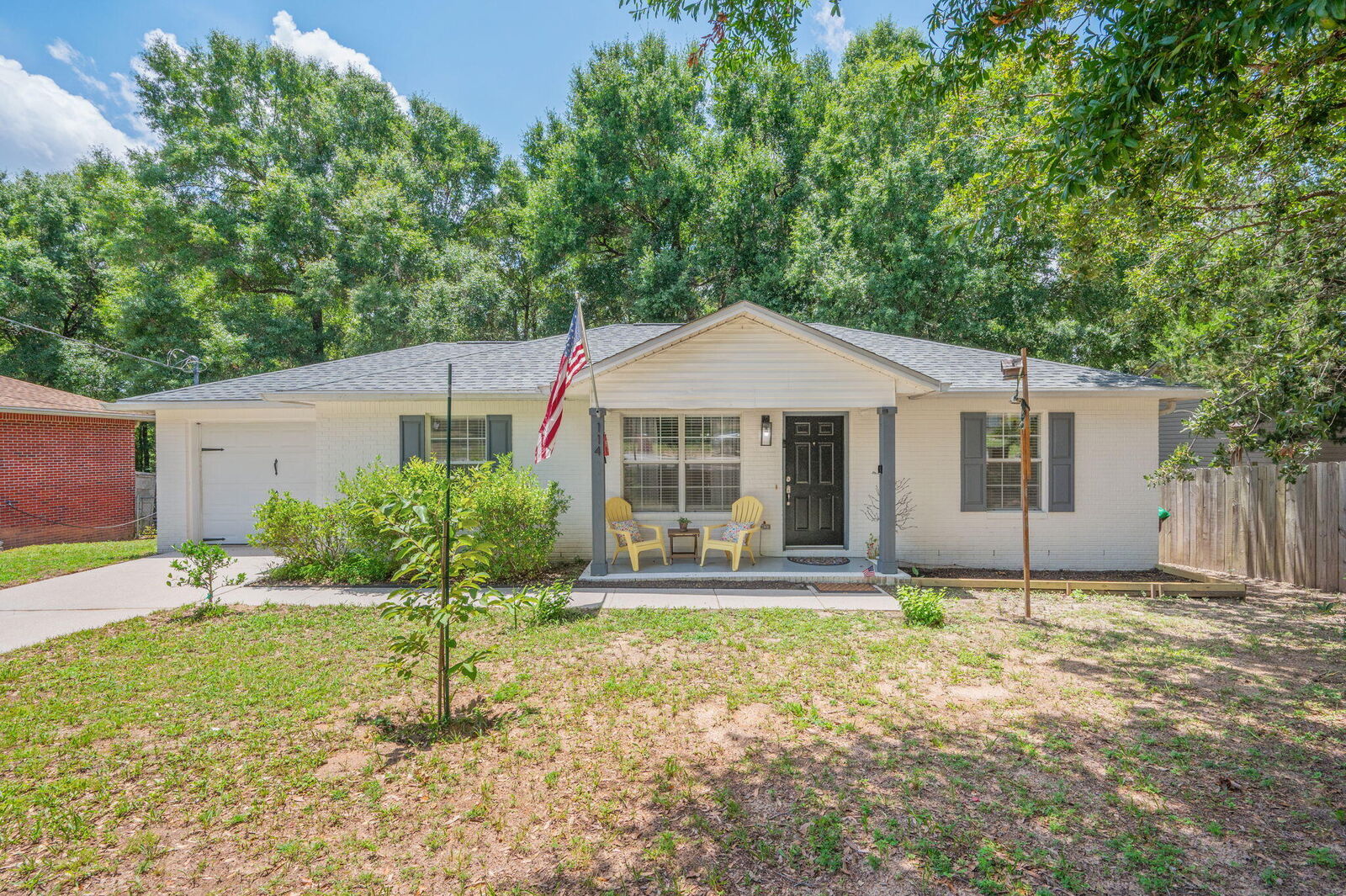 Property Photo: 114 Jeff Drive FL 32536