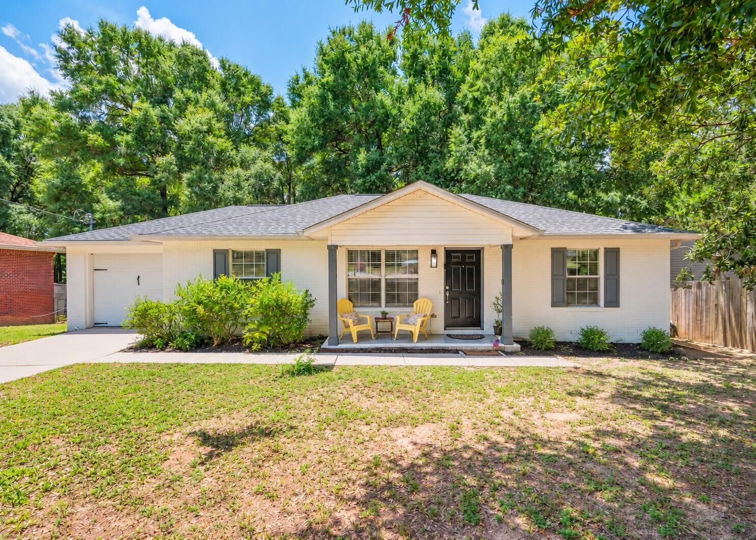 Property Photo: 114 Jeff Drive FL 32536