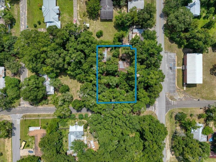 Property Photo: 409 S 13th Street FL 32435
