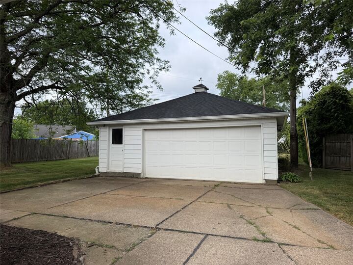 Property Photo:  2330 E 40th Street  PA 16510 