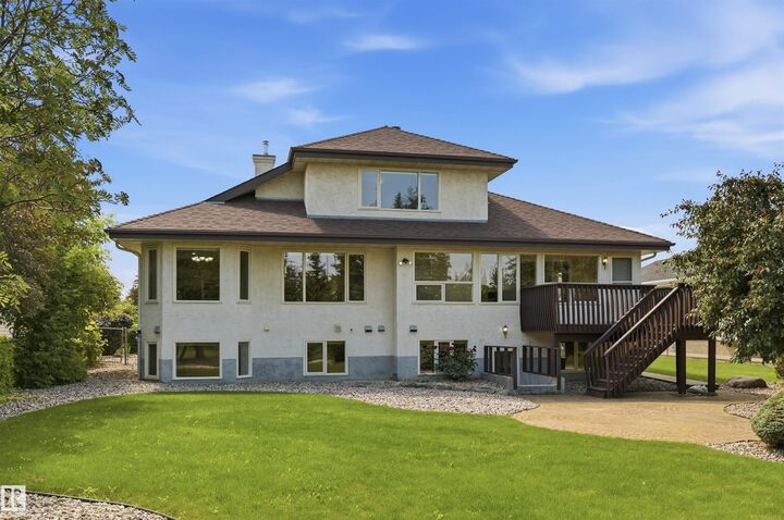 Property Photo:  337 Twin Brooks Drive NW  AB T6J 6S5 