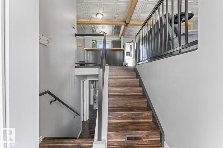 Property Photo: 1802 12 Street AB T9M 1L8