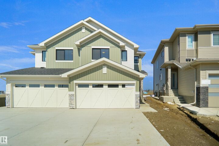 Property Photo: 4385 Clayton Way SW AB T6W 5Z4