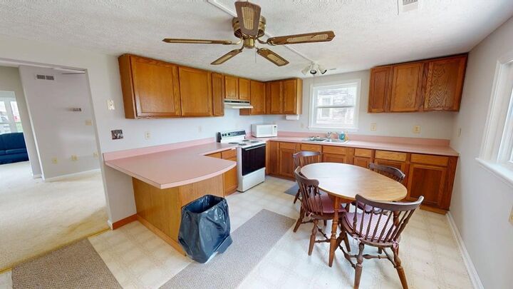 Property Photo: 23 Lee St VA 23480
